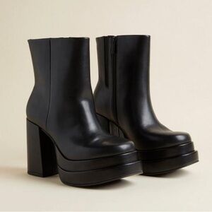 Double Platform Block Heeled Bootie Wide Width
